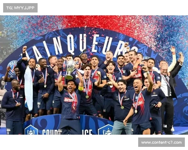 法国杯与法国联赛杯的区别及其在法国足球中的地位探讨