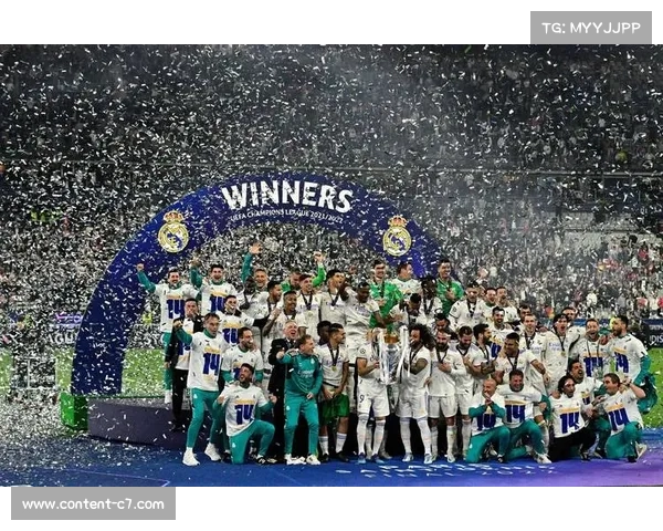 利物浦欧冠辉煌历程回顾冠军荣耀与传奇瞬间的交织